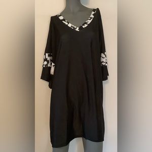 Lily Long Plus Tunic Black/ White Top Blouse Size 2XL